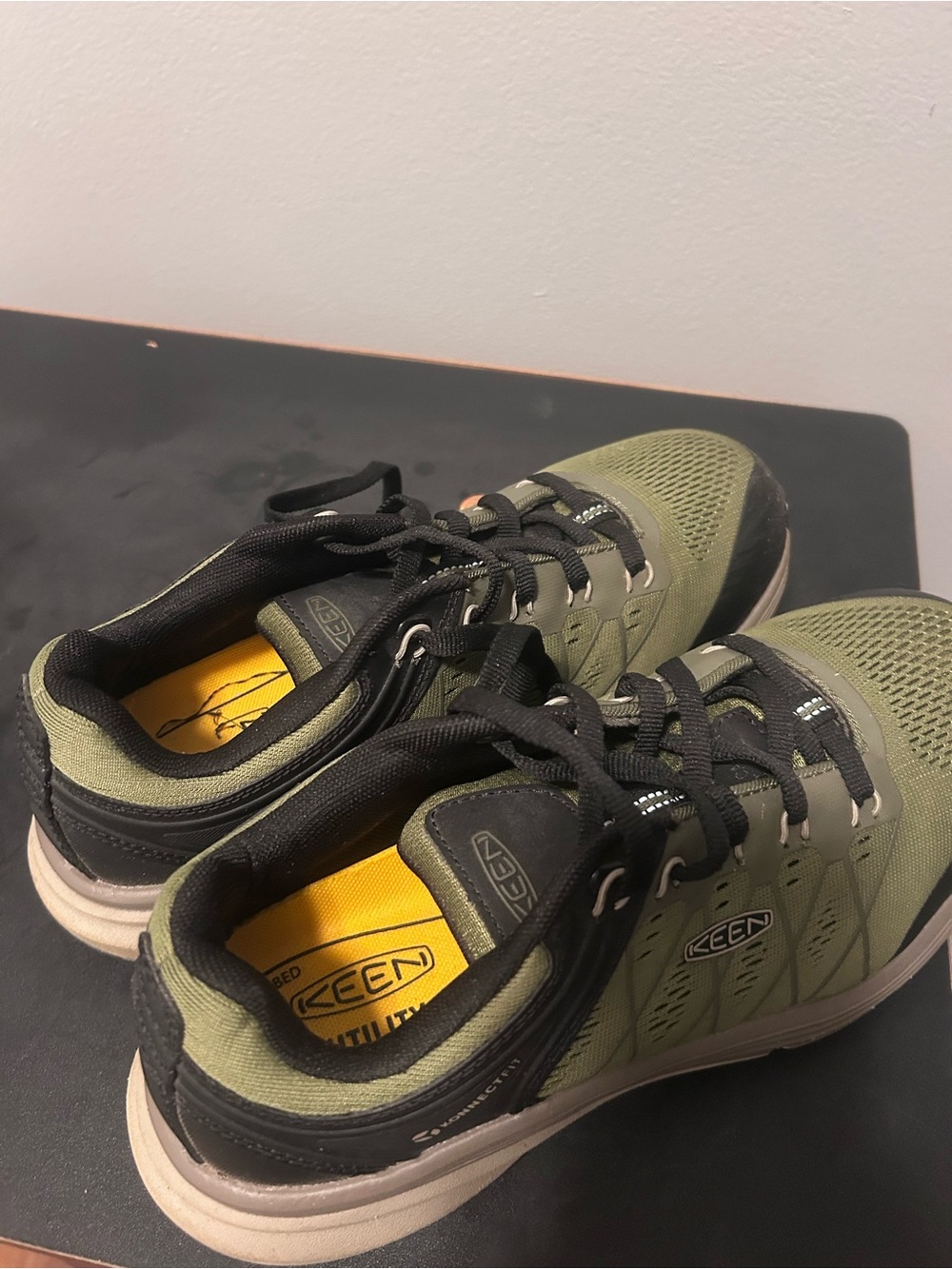 Keen Olive Green and Black Women's Low-Top Sneakers